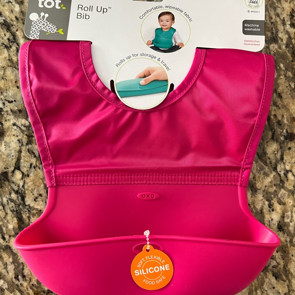 Silicone roll up bib